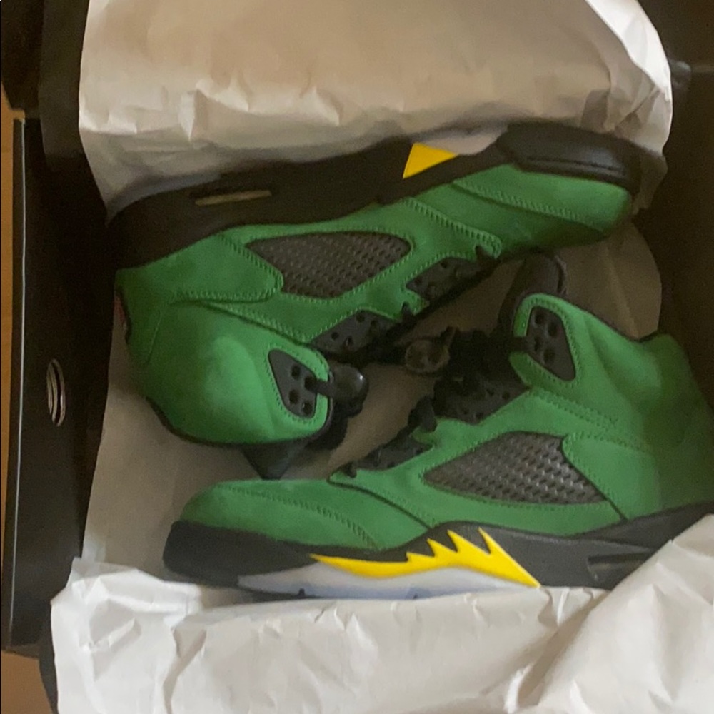 Jordan 5 Oregon Retro